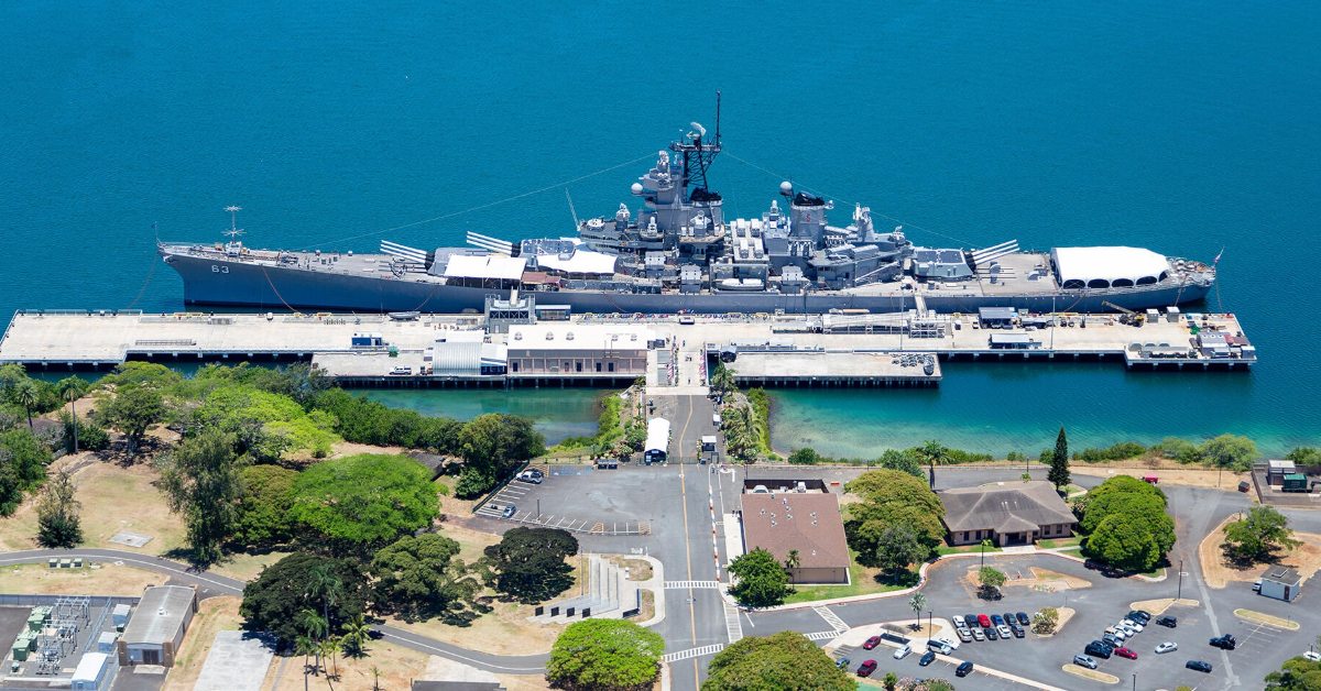 Trân Châu Cảng (Pearl Harbor)