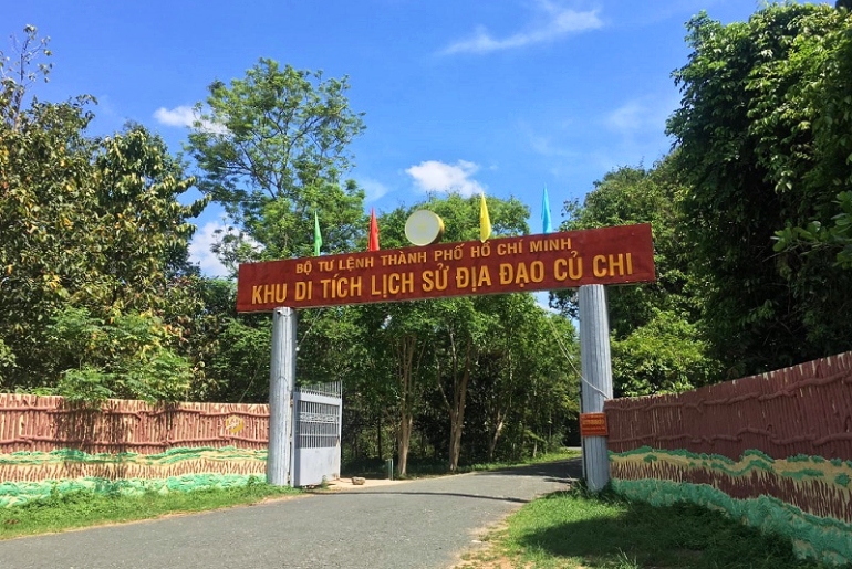 Di tích lịch sử địa đạo Củ Chi - Cu Chi Tunnels Historical Site