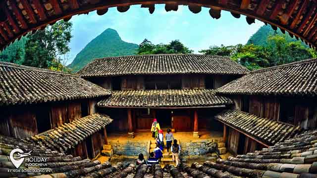 Đền Đôi Cô Cầu Má