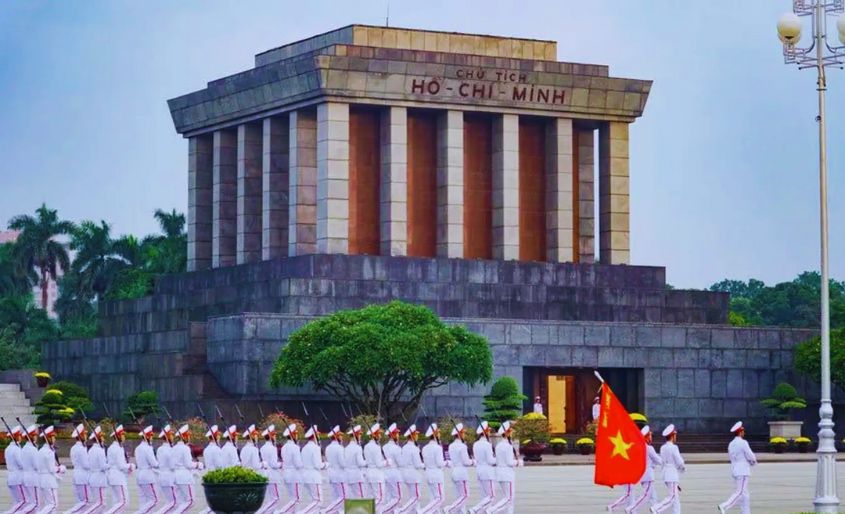 Lăng Chủ tịch Hồ Chí Minh