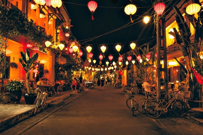 Phố cổ Hội An về đêm