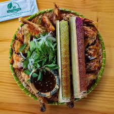 Thưởng thức bữa trưa