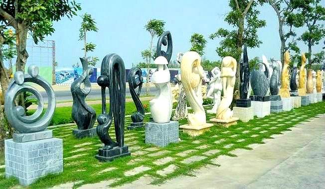 Làng nghề điêu khắc đá Non Nước