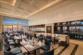 Ăn trưa nhà hàng  