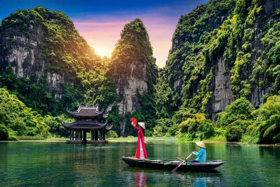 TRÀNG AN 